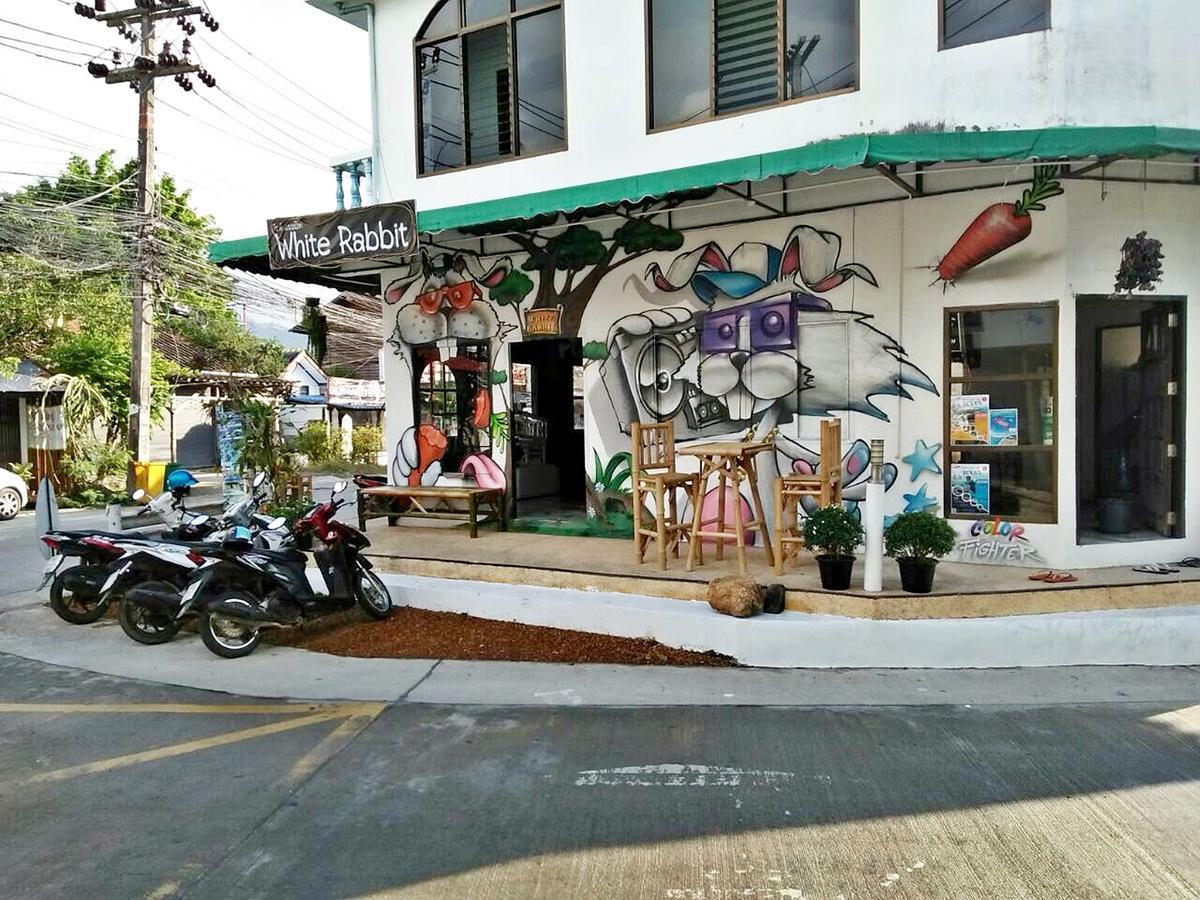 A Pousada White Rabbit Baan Khai Exterior foto